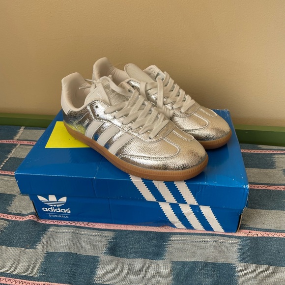 adidas Shoes - Brand New Adidas Samba – Metallic Silver – Women’s Size 7 (Fits 7.5–8)